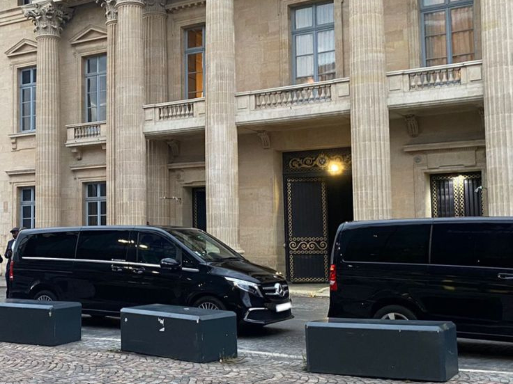 PARIS : Visite privée en voiture avec chauffeur